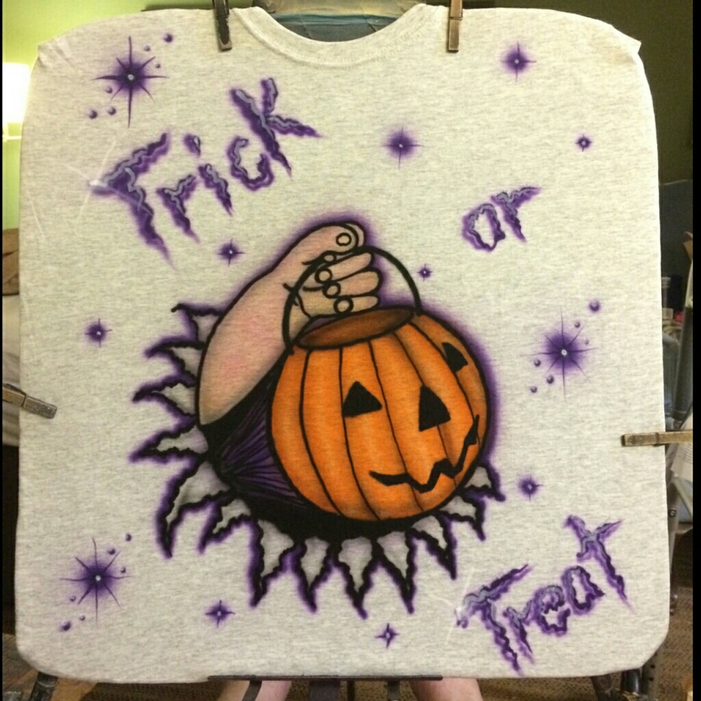 Custom HALLOWEEN Airbrushed T-shirt design